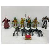 LOT OF 2012 VIACOM TEENAGE MUTANT NINJA TURTLE