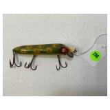 VINTAGE HEDDON VAMP WOODEN LURE