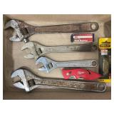 ADJUSTABLE WRENCHES AND MILWAUKEE FASTBACK RAZOR