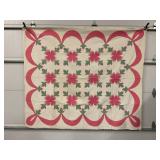 VINTAGE HAND STITCHED QUILT WITH FLOWER PATTERN -