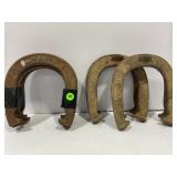 4 CHAMP STEEL HORSESHOES AND 4 DOUBLE RINGER
