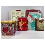 YUMMY BACON CAN - NEW IN BOX - RECIPE BOOKS,