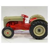 ERTL FORD DIE CAST 1/16 SCALE TRACTOR