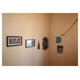 CONTENTS OF ROOM - HOME DECOR, ANTIQUE GOLF CLUB,