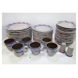 ROWE POTTERY WORKS DINNERWARE SET - 17-10" DINNER
