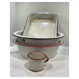 LOT OF ASSORTED VINTAGE ENAMELWARE BOWLS, PANS &