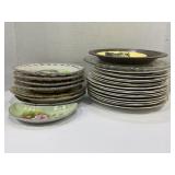 LOT OF W. H. GRINDLEY CHINA ENGLAND, MRS