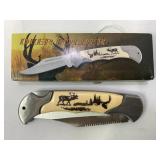 2 DEER FOLDING POCKET KNIVES IN BOX