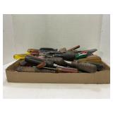 HUGE FLAT OF ASSORTED SCREWDRIVERS & MORE - SOME