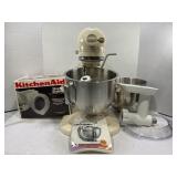 KITCHEN AID STAND MIXER WITH SLICER & SHREDDER