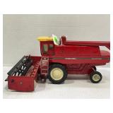 ERTL INTERNATIONAL AXIAL-FLO COMBINE - 11"