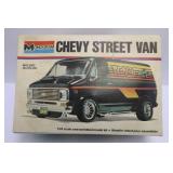 MONOGRAM 1/24 CHEVY STREET VAN BLACK GOLD MODEL