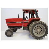 ERTL 5288 INTERNATIONAL 1/16 SCALE DIE CAST