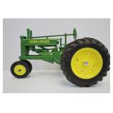 ERTL JOHN DEERE MODEL A 1/16 SCALE DIE CAST