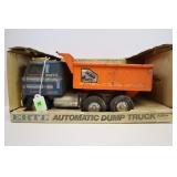 ERTL TRANSTAR PRESSED STEEL DUMP TRUCK WITH