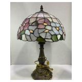 TIFFANY FLORAL STAINED GLASS TABLE LAMP - 18" TALL