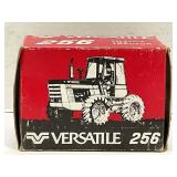 SCALE MODELS 1/32 VERSATILE 256 4WD CAB TRACTOR