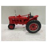 ERTL 1/16 MCCORMICK FARMALL SUPER H CANOPY TRACTOR
