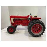 SCALE MODELS 1/8 FARMALL 706 SPECIAL EDITION 17TH