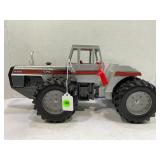 ERTL 1/16 WHITE FIELD BOSS 4-270 ARTICULATED 4