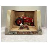 ERTL 1/16 TRACTORS OF THE PAST MCCORMICK FARMALL