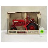ERTL 1/16 MCCORMICK FARMALL CUB TRACTOR 1956-