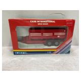 ERTL 1/32 CASE INTERNATIONAL BARGE WAGON IN