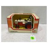 ERTL 1/32 CASE 1690 OPEN STATION TRACTOR WITH