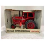 ERTL 1/16 INTERNATIONAL 1566 SPECIAL EDITION BLACK