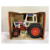 ERTL 1/16 CASE 1570 AGRI KING "SPIRIT OF 76"  WIDE