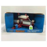 ERTL FARM COUNTRY 1/16 CASE INTERNATIONAL 900