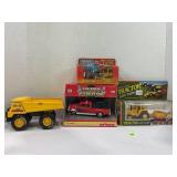 ERTL MINIATURES OF THE WORLD MIGHTY MOVERS IH TD-