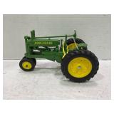 ERTL 1/16 JOHN DEERE MODEL A NARROW FRONT
