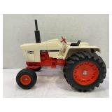 ERTL 1/16 CASE AGRI KING OPEN STATION DIE-CAST