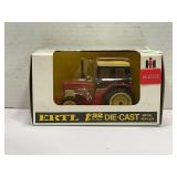ERTL 1/32 INTERNATIONAL 784 4WD WIDE FRONT CAB