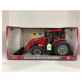 ERTL CASE IH MAXXUM MXU125 1/16 TRACTOR WITH LX156