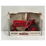 ERTL 1/16 MCCORMICK FARMALL CUB RED TRACTOR IN