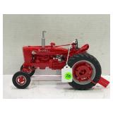 1/16 MCCORMICK FARMALL IH SUPER M-TA TORQUE