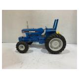 ERTL 1/16 FORD 7710 OPEN STATION MFD WIDE FRONT