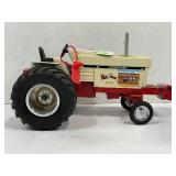 INTERNATIONAL WORK HORSE CLASSIC 1/16 CUSTOM BUILT