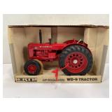 ERTL MCCORMICK WD-9 1/16 WIDE FRONT TRACTOR IN
