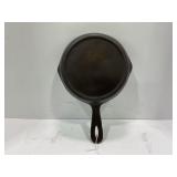 FAVORITE NO. 3 CAST IRON SKILLET - 6"