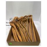 LOT OF VINTAGE ADVERTISING WOOD HANGERS - DRY