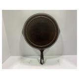 NO. 8 CAST IRON SKILLET WITH HEAT RING - 10"