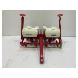 SCALE MODELS 1/16 WHITE FARM EQUIPMENT SEED BOSS