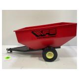 SCALE MODELS 1/16 WHITE FARM EQUIPMENT HOPPER