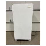 KELVINATOR 9.6 CUBIC FOOT STAND UP DEEP FREEZE -