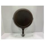 NO. 8 SK CAST IRON SKILLET WITH HEAT RING - 10"