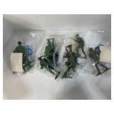 915. Box Of Larger Green Army Soldiers Marx Toys