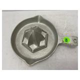 WAGNERWARE CAST ALUMINUM #453 JUICER